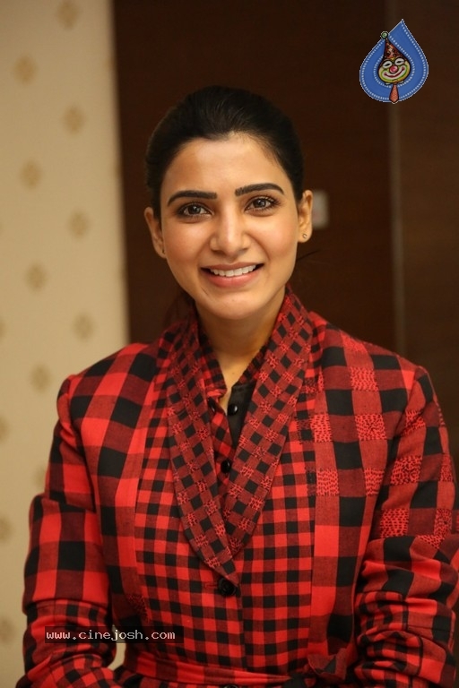 Samantha At U Turn Movie Success Meet - 9 / 17 photos