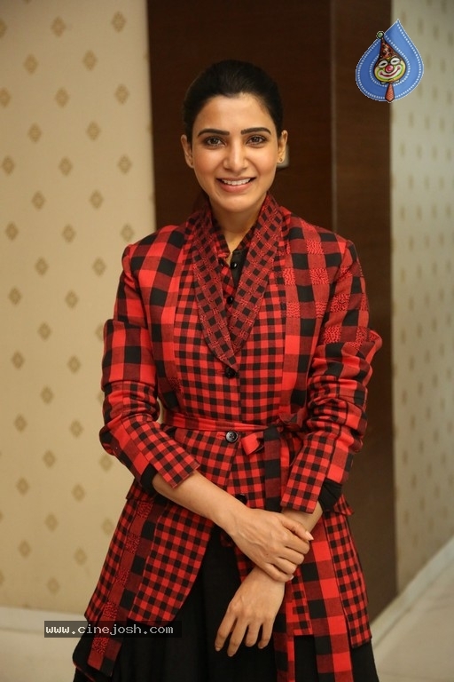 Samantha At U Turn Movie Success Meet - 12 / 17 photos