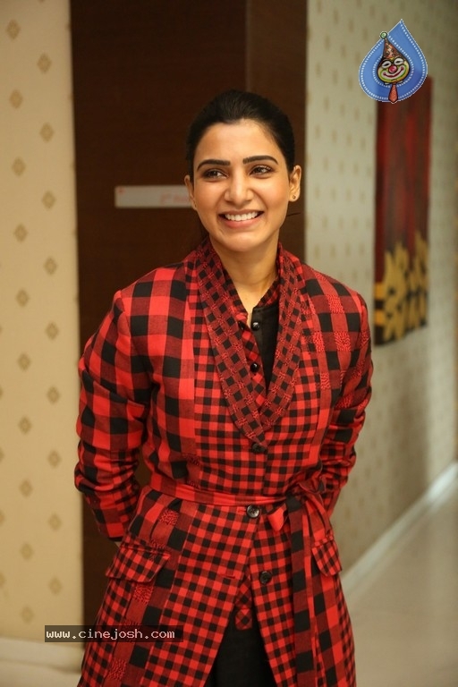 Samantha At U Turn Movie Success Meet - 15 / 17 photos