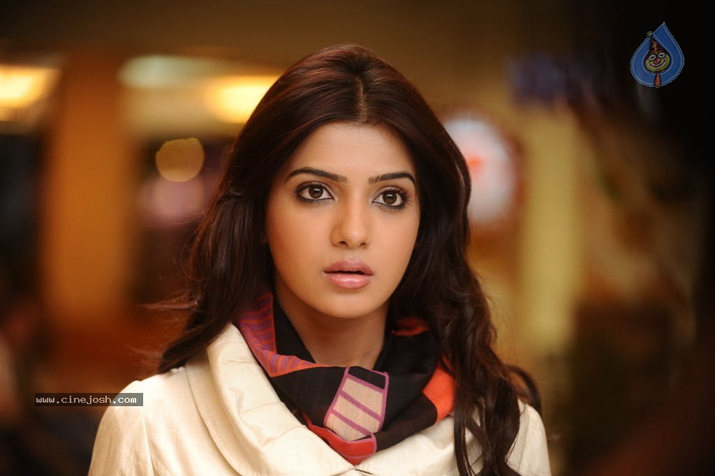 Samantha Gallery - 10 / 95 photos