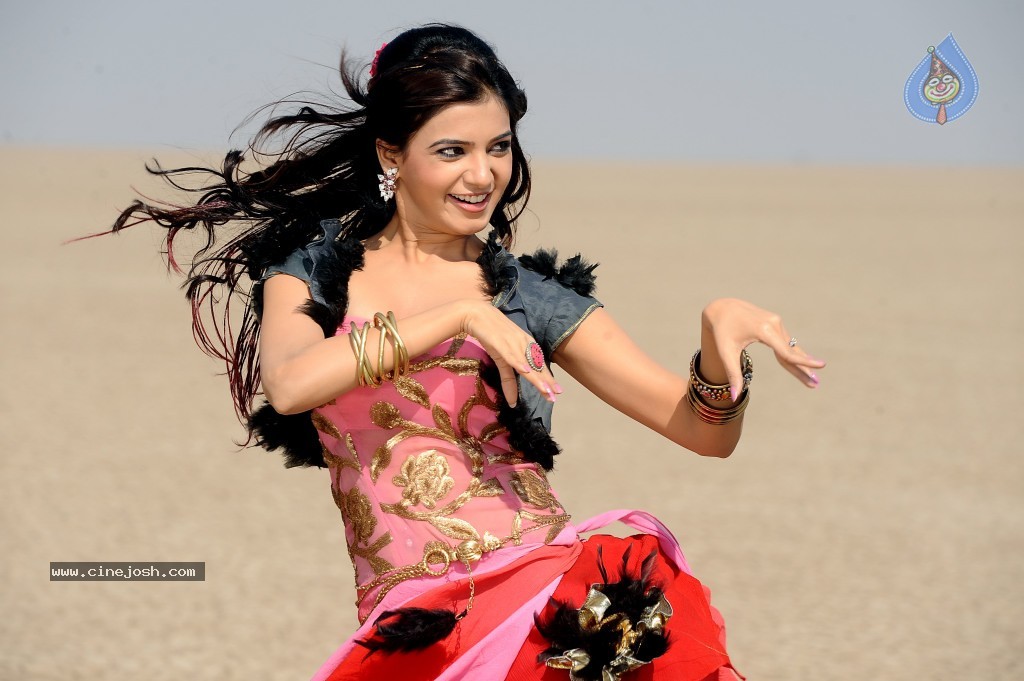 Samantha Hot Photo Gallery - 7 / 145 photos