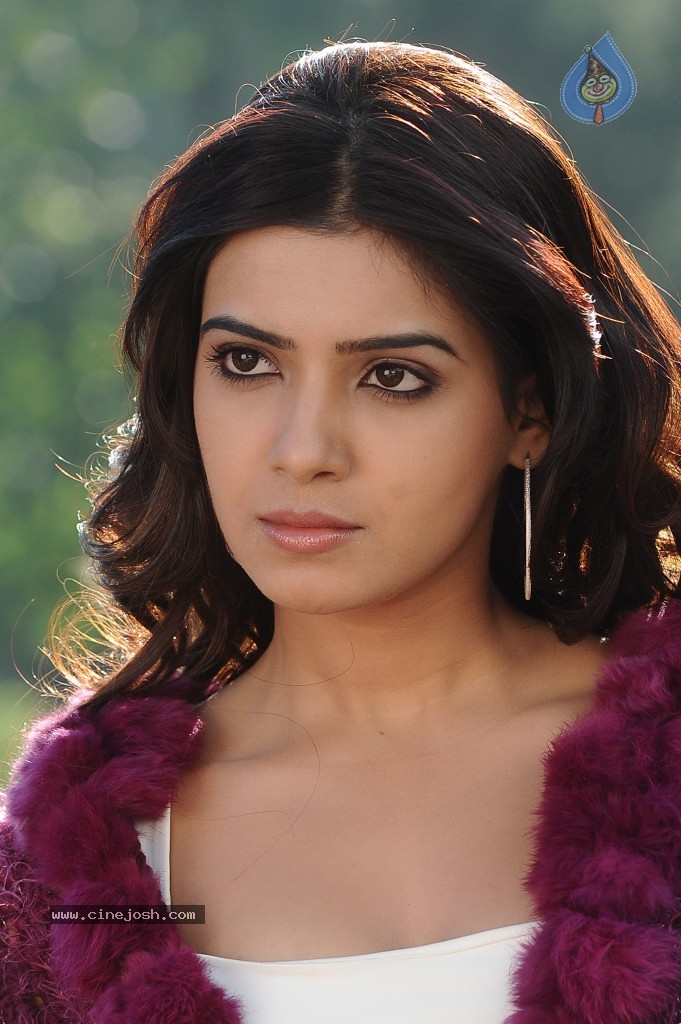 Samantha Hot Photo Gallery - 36 / 145 photos