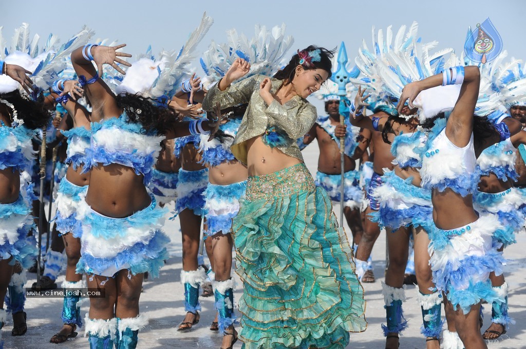 Samantha Hot Photo Gallery - 98 / 145 photos