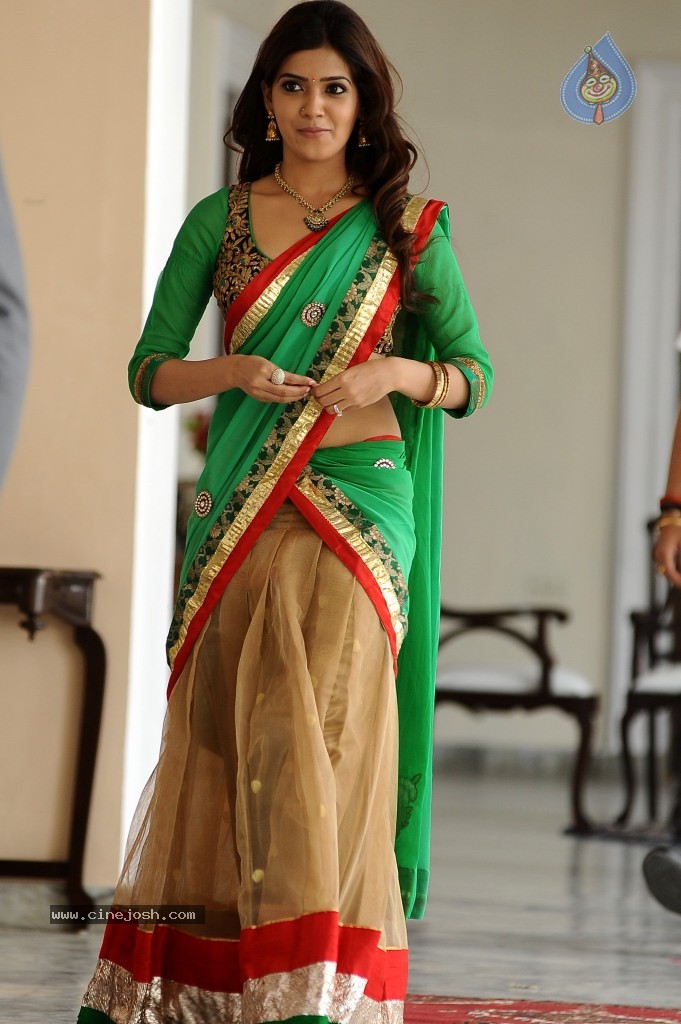 Samantha Hot Photo Gallery - 125 / 145 photos