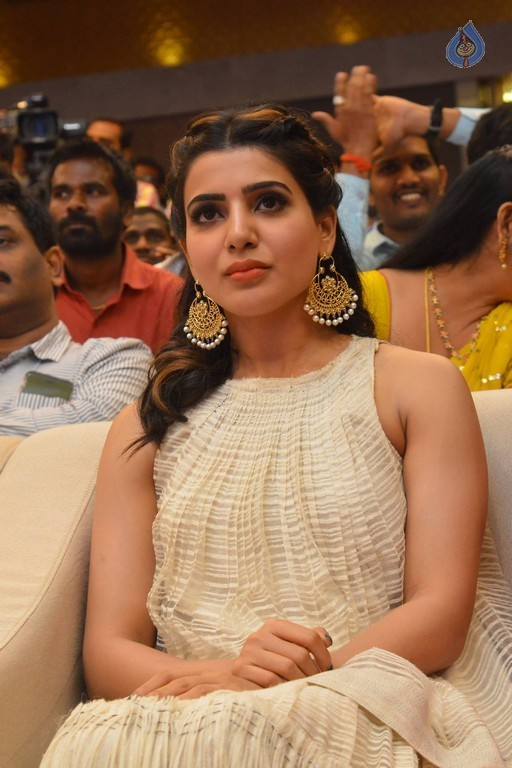 Samantha Images - 18 / 42 photos