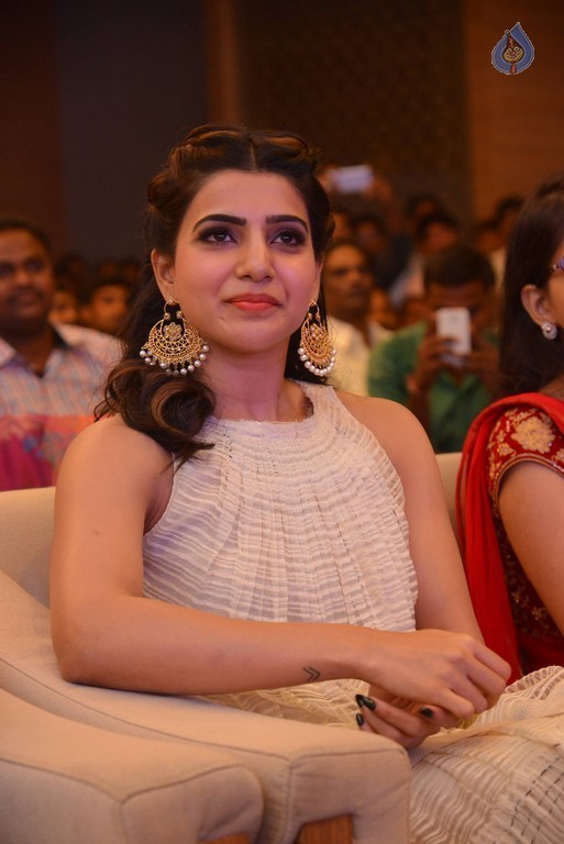Samantha Images - 35 / 42 photos