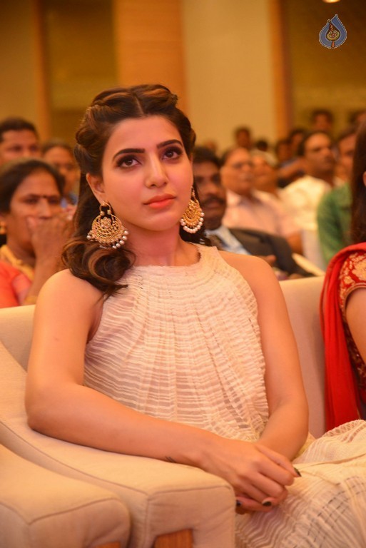 Samantha Images - 37 / 42 photos