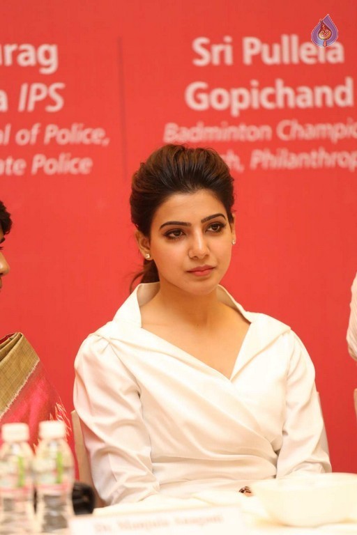 Samantha New Images - 17 / 42 photos