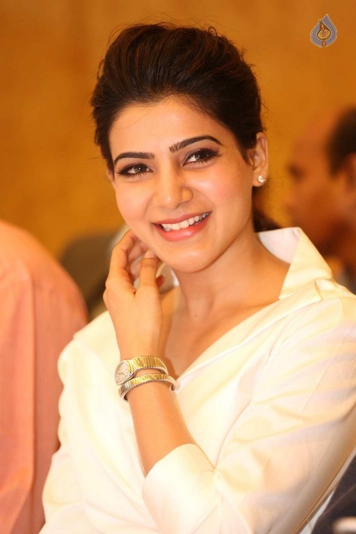 Samantha New Images - 25 / 42 photos