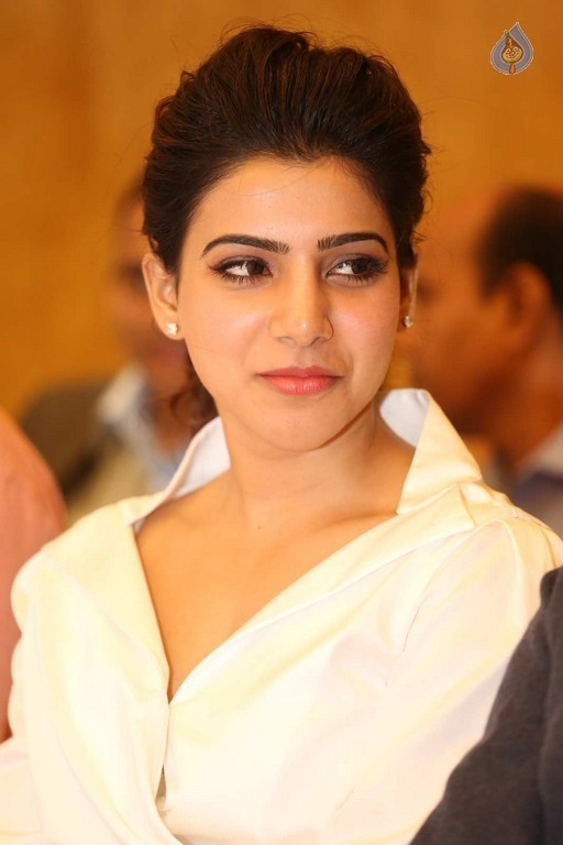 Samantha New Images - 27 / 42 photos