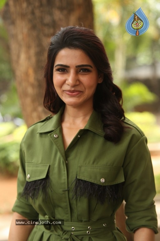 Samantha New Photos - 2 / 18 photos