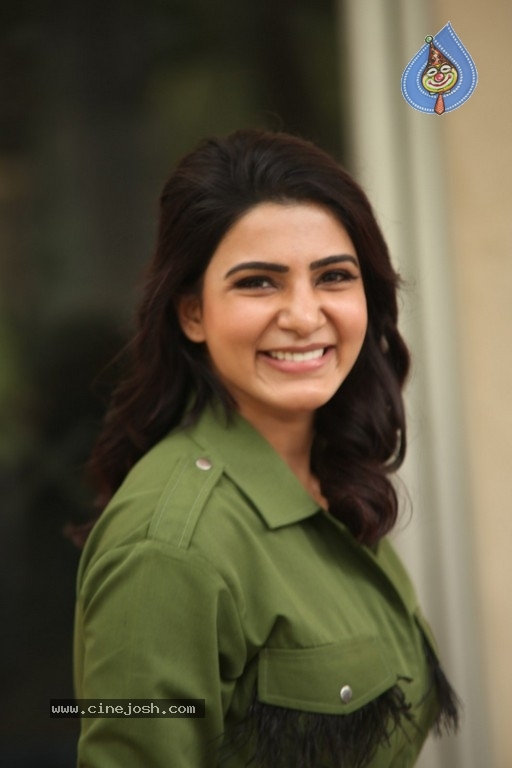 Samantha New Photos - 10 / 18 photos