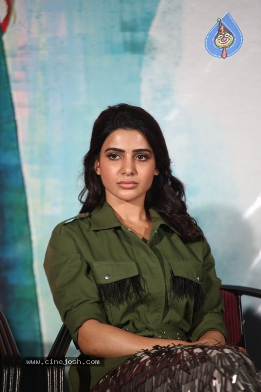 Samantha New Photos - 14 / 18 photos