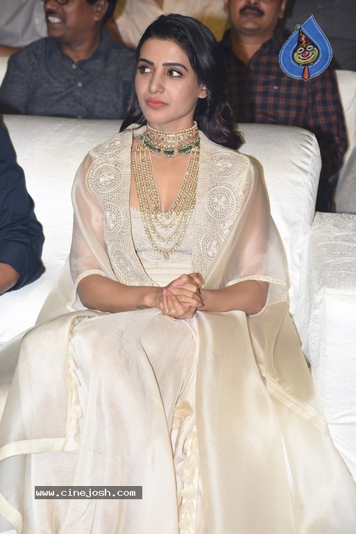SAMANTHA Photos - 20 / 21 photos