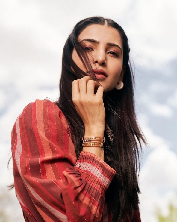 Samantha Photos - 7 / 10 photos