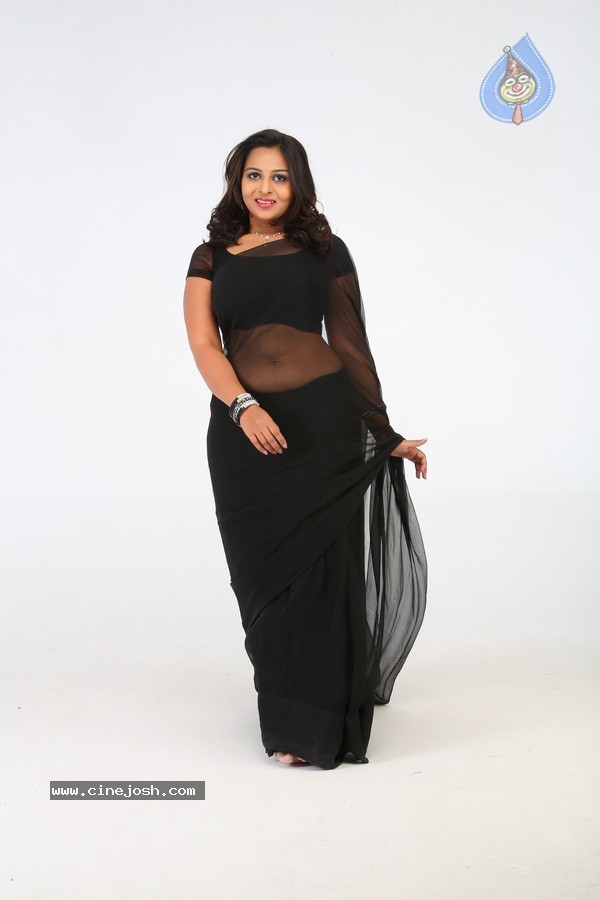 Samvritha Sunil Hot Photos - 34 / 70 photos