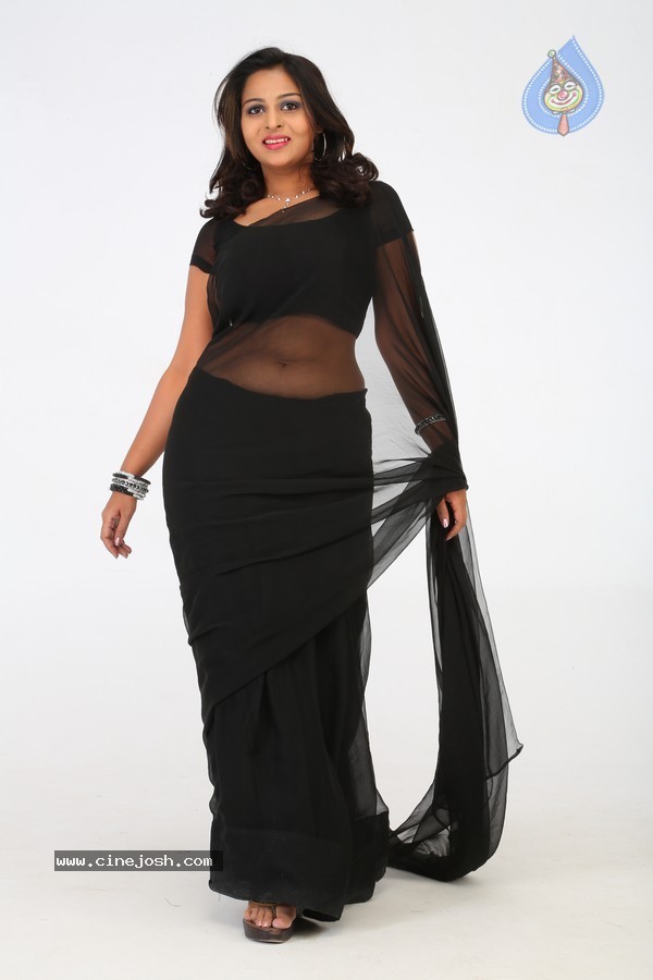 Samvritha Sunil Hot Photos - 52 / 70 photos