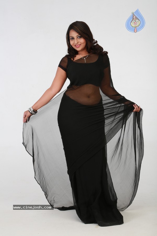 Samvritha Sunil Hot Photos - 59 / 70 photos