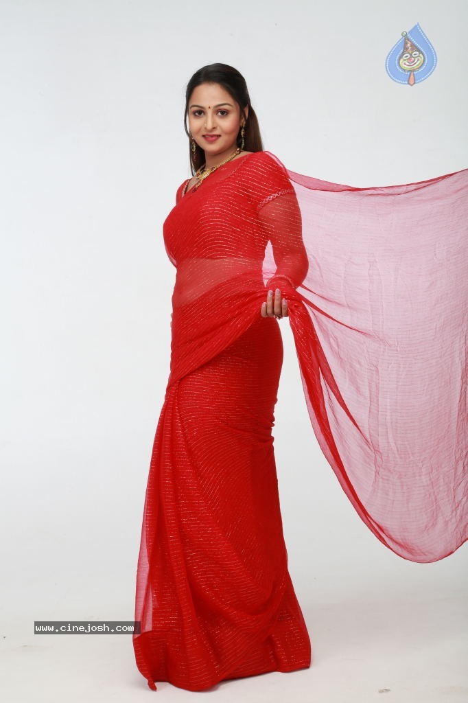 Samvritha Sunil Hot Stills - 8 / 95 photos