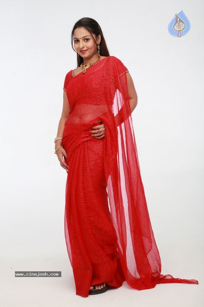 Samvritha Sunil Hot Stills - 87 / 95 photos