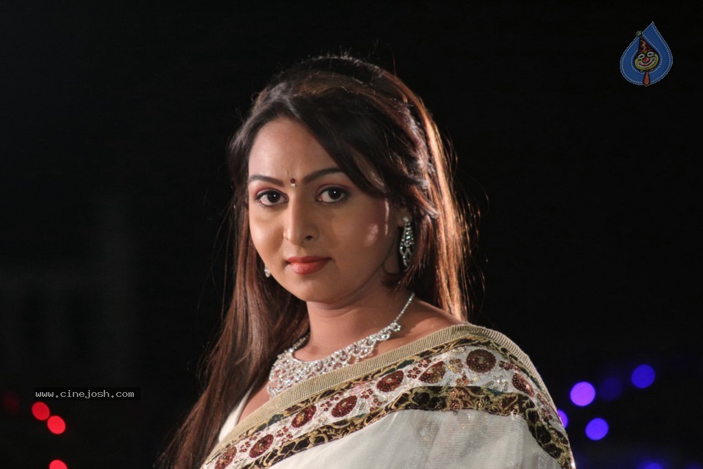 Samvritha Sunil New Stills - 7 / 78 photos