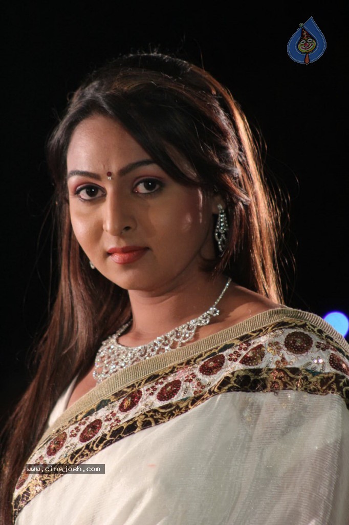 Samvritha Sunil Actress HD photos,images,pics and stills-indiglamour.com  #126991