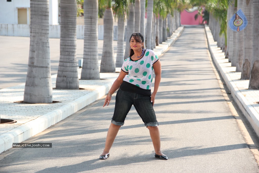 Samvritha Sunil New Stills - 2 / 34 photos