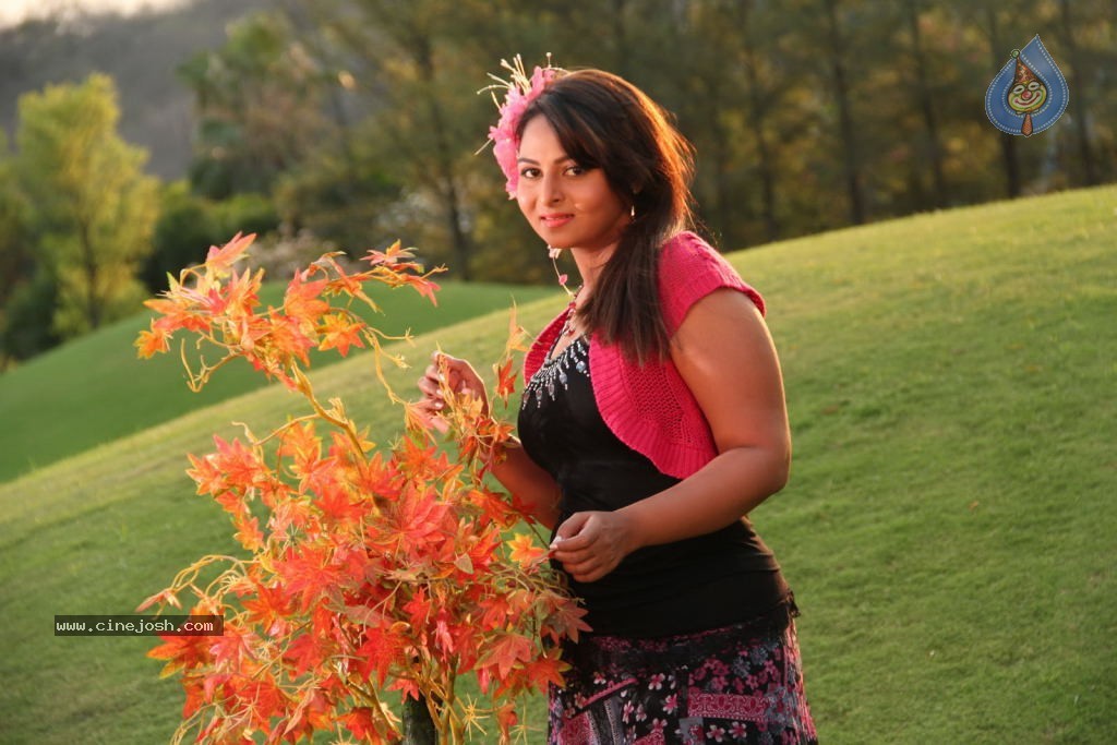 Samvritha Sunil Stills - 86 / 89 photos