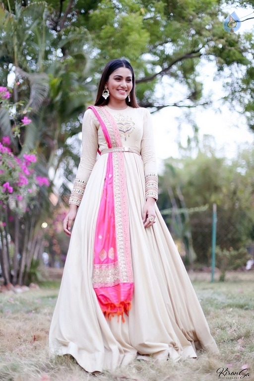 Sana Latest Photo Shoot - 1 / 11 photos