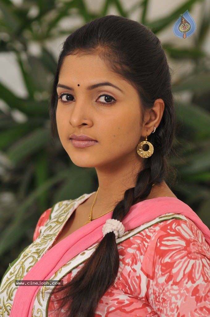 Sanchita Padukone New Photos - 34 / 59 photos