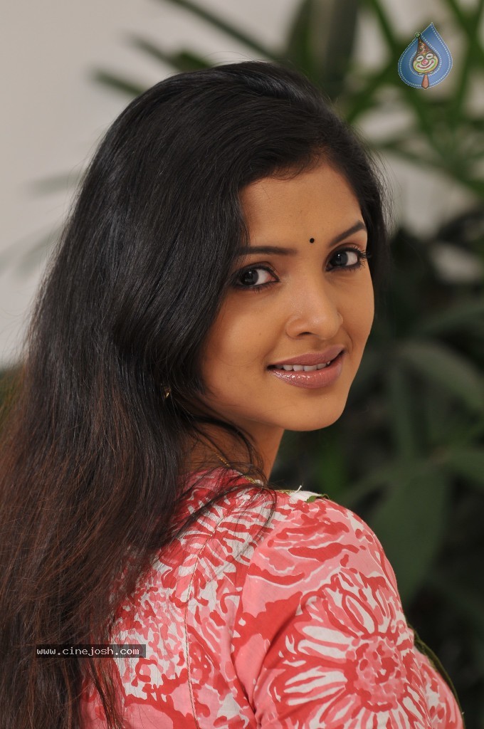 Sanchita Padukone New Photos - 42 / 59 photos