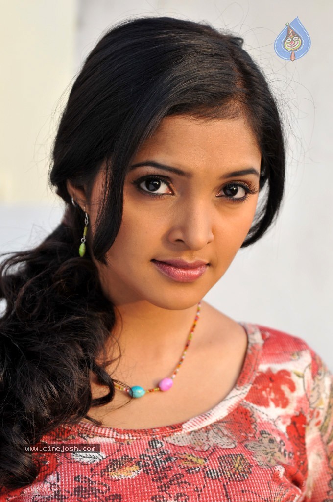 Sanchita Padukone Photos - 24 / 67 photos