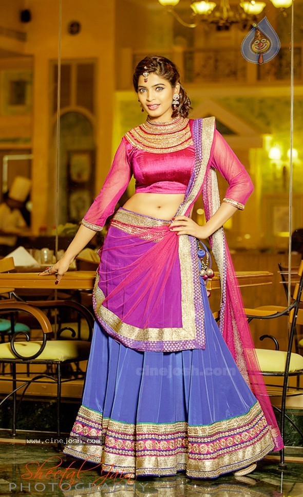 Sanchita Shetty New Pics - 20 / 20 photos