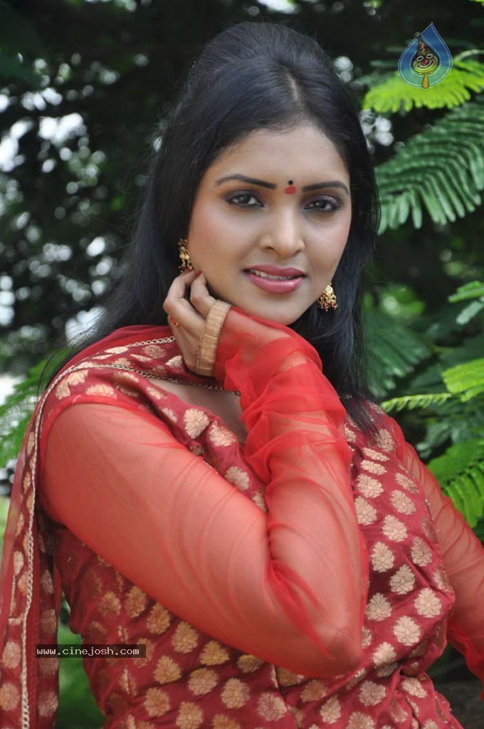 Sanchitha Padukone Latest Stills - 4 / 58 photos