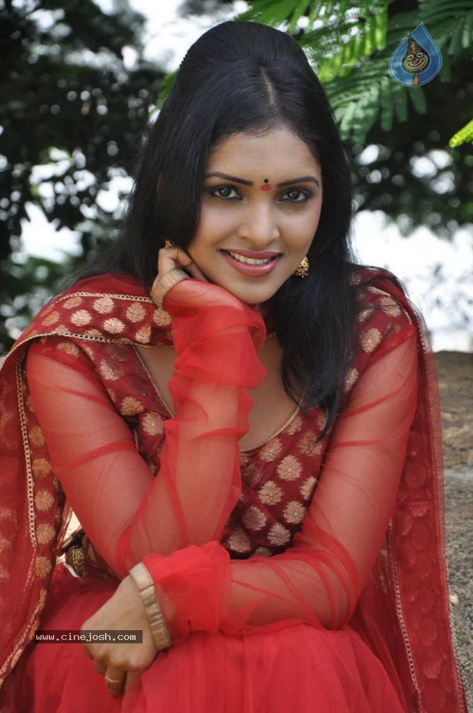 Sanchitha Padukone Latest Stills - 39 / 58 photos