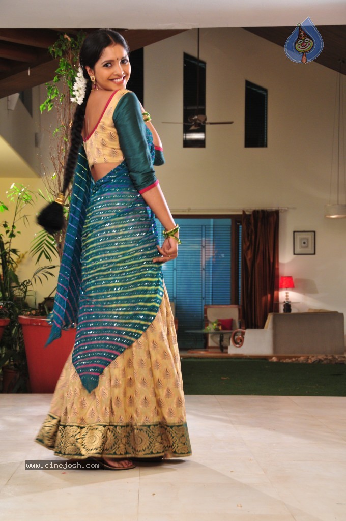 Sanchitha Padukone New Pics - 29 / 37 photos