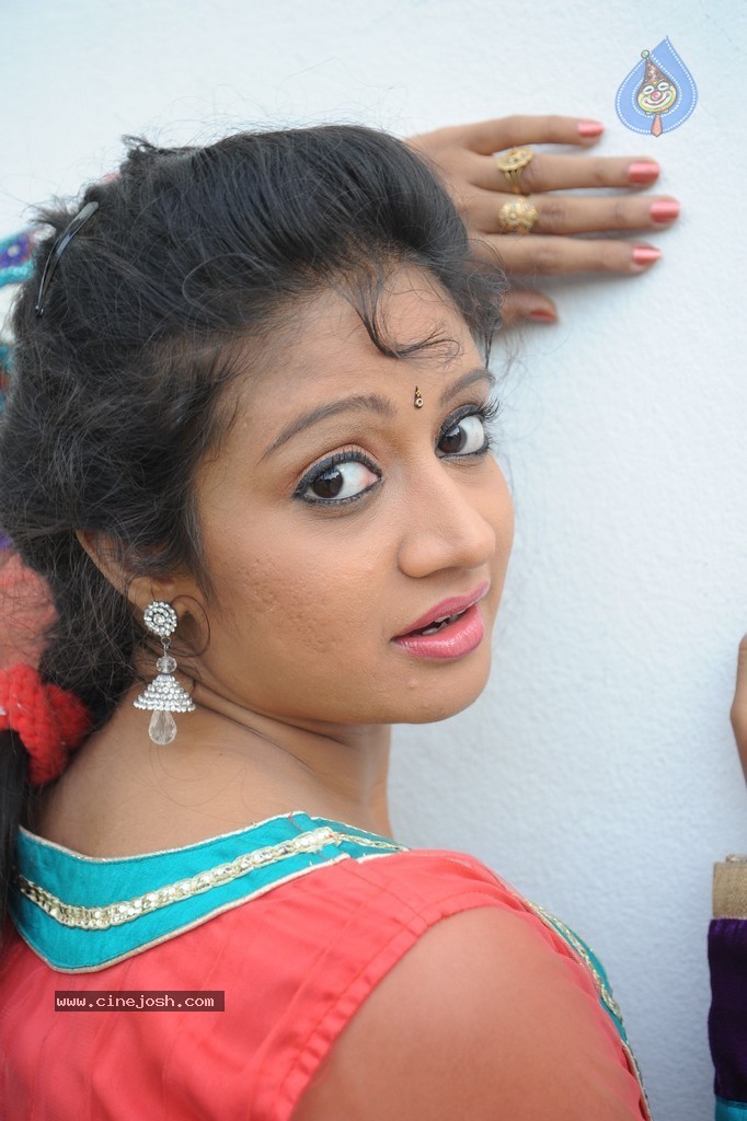 Sandeepthi New Pics - 3 / 95 photos