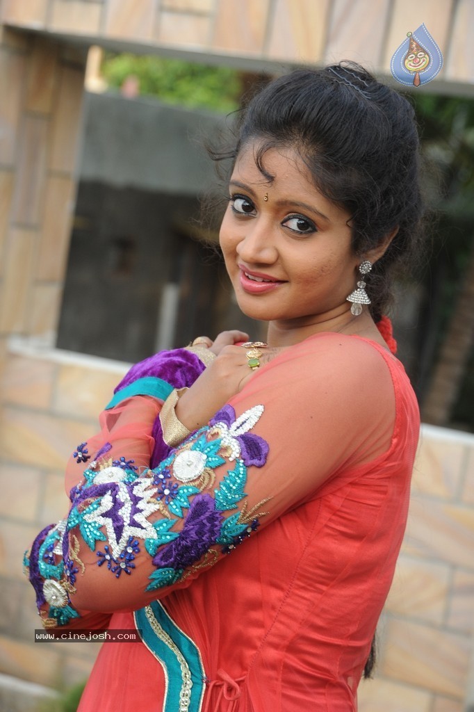 Sandeepthi New Pics - 16 / 95 photos