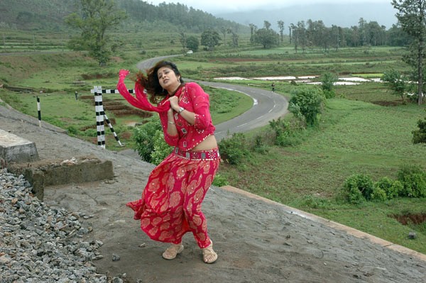 Sangeetha - Srimathi Kalyanam - 14 / 52 photos