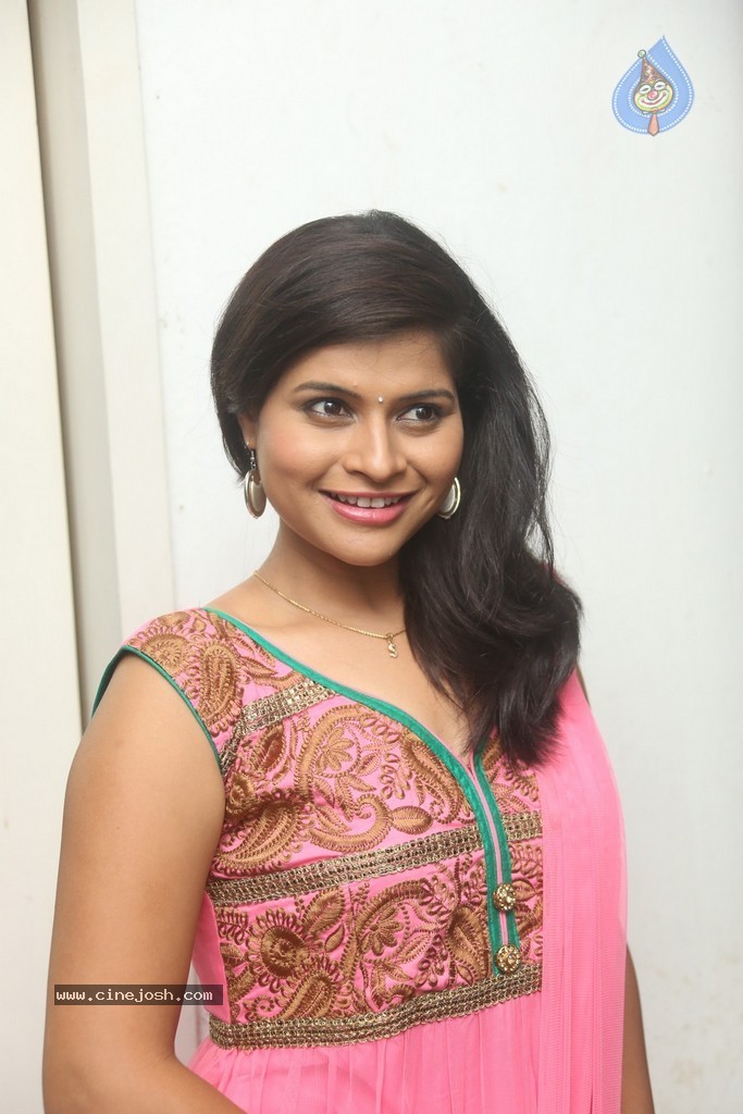 Sangita Reddy Photos - 15 / 55 photos