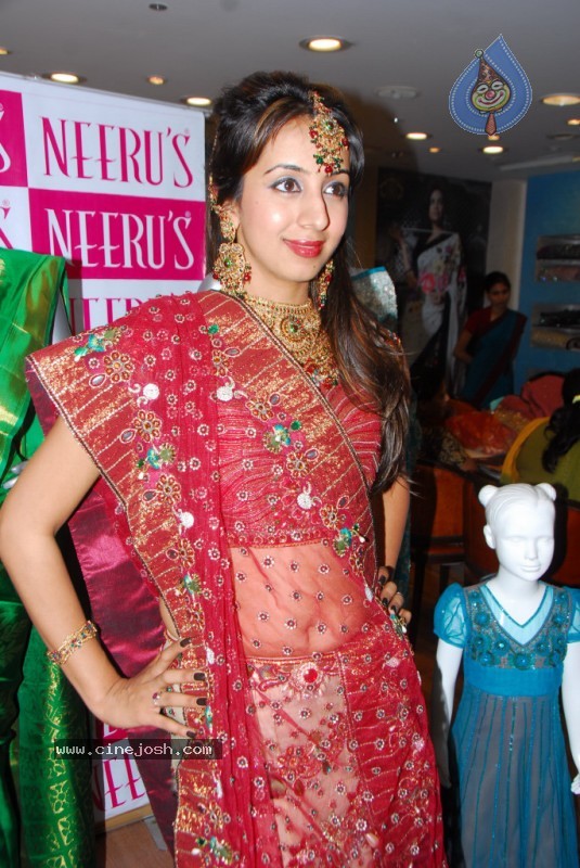 Sanjana at Neeru's Shopping mall - 50 / 55 photos