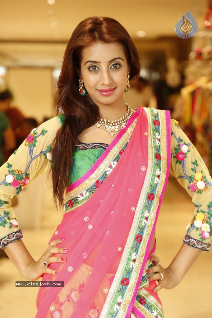 Sanjana New Hot Photos - 69 / 149 photos