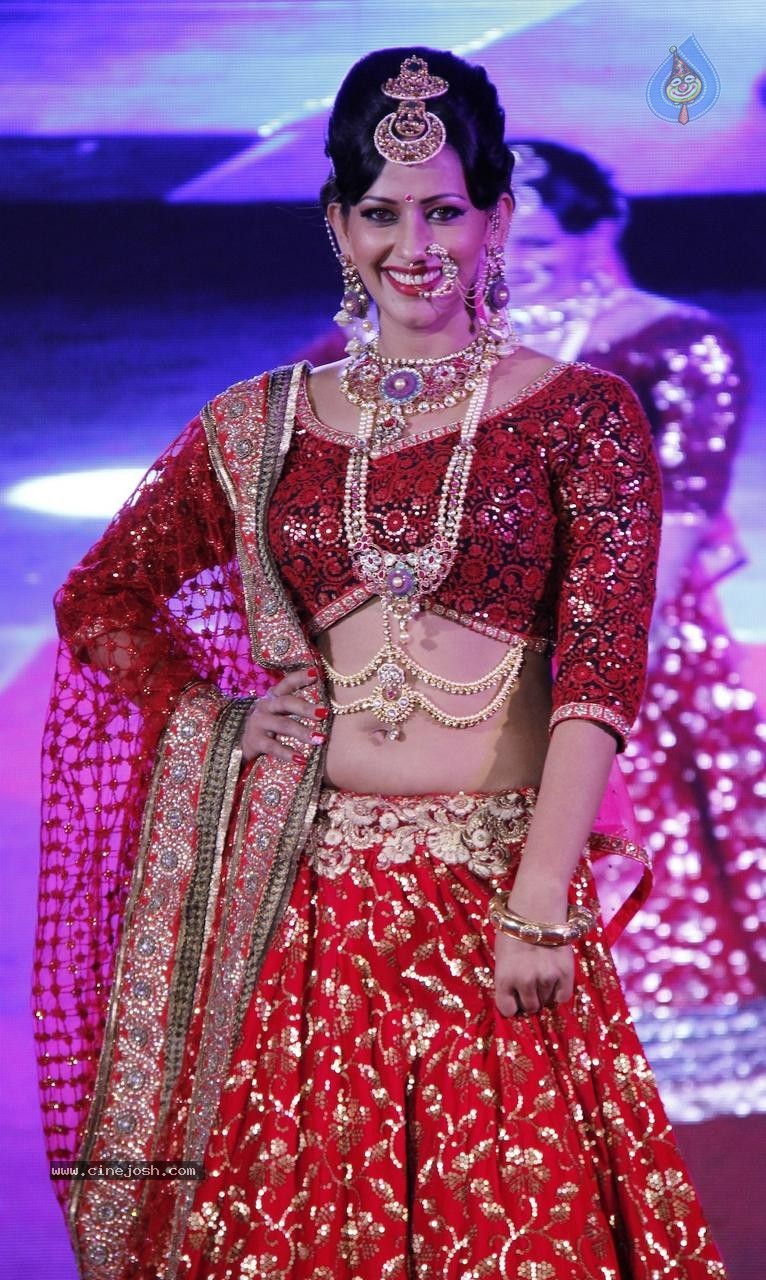 Sanjana Singh New Photos - 2 / 23 photos