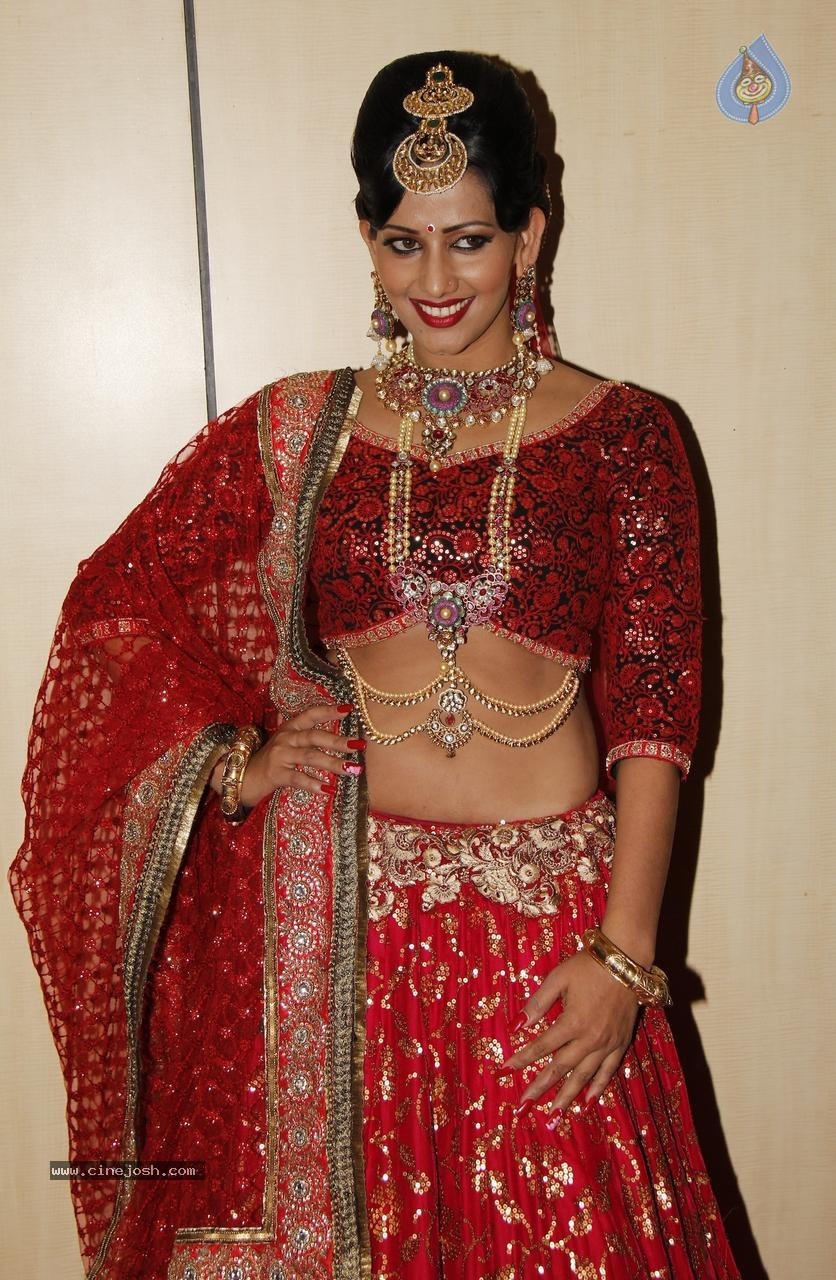 Sanjana Singh New Photos - 7 / 23 photos