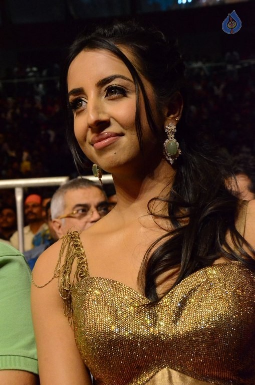 Sanjjanaa at SGS Audio Launch - 23 / 42 photos