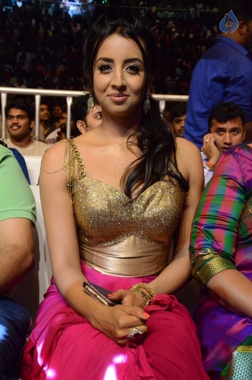 Sanjjanaa at SGS Audio Launch - 24 / 42 photos