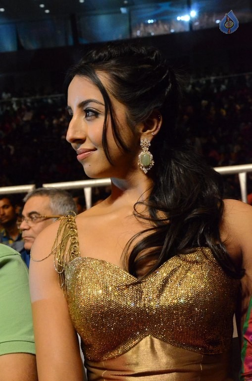 Sanjjanaa at SGS Audio Launch - 39 / 42 photos