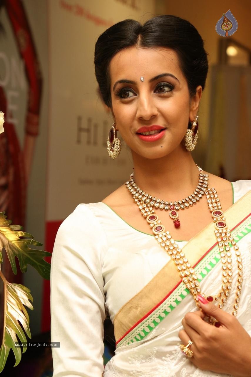 Sanjjanaa Galrani New Photos - 63 / 74 photos
