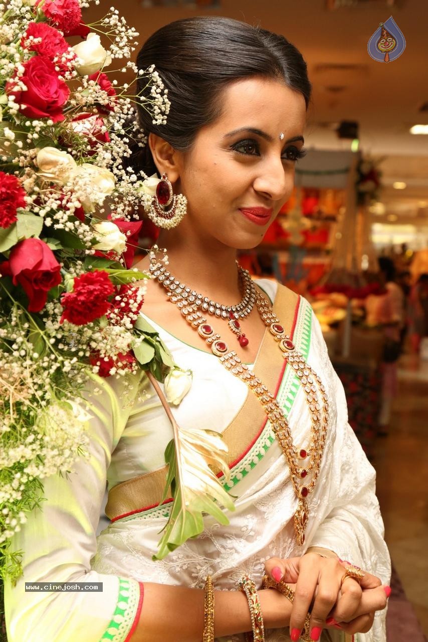 Sanjjanaa Galrani New Photos - 68 / 74 photos