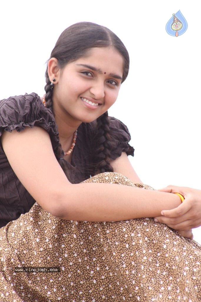 Sanusha Stills - 18 / 26 photos